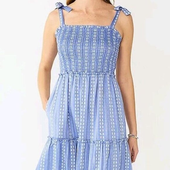 DRAPER JAMES L CHAMBRAY BLUE EMBROIDERED TIERED MAXI BOW STRAP SMOCK DRESS TRAD - Picture 2 of 6